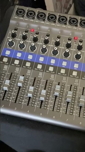 LOOK IN TOP COMMENT For 2 Video Links About The ZOOM LIVETRAK L-12 Recorder/Mixer/Interface