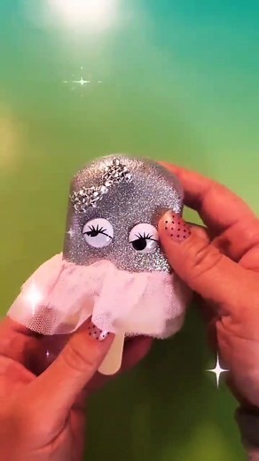 Lip Gloss Palette Review at Claire's | Pucker Pops Surprise