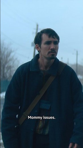 Klaus READS the siblings #TheUmbrellaAcademy