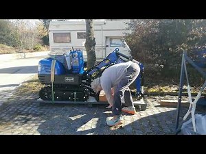 Minibagger Scheppach wird ausgepackt