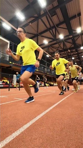 Hard interval training: 20 x 100 meters to maximum