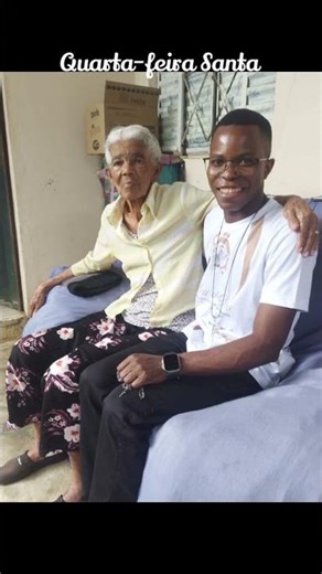 Momentos da Quarta-feira Santa nas comunidades e na Matriz da Paróquia Sagrada Família.