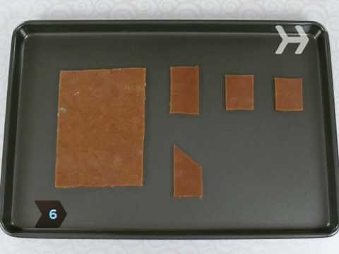 How to Make an Easy Gingerbread House