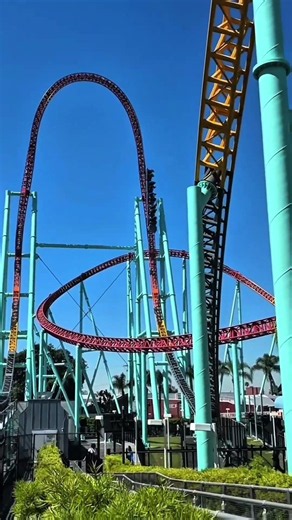 82 MPH Into Summer! ☀️ Xcelerator at Knott's Berry Farm