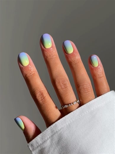 Aura Nails Tutorial: Step-by-Step Guide