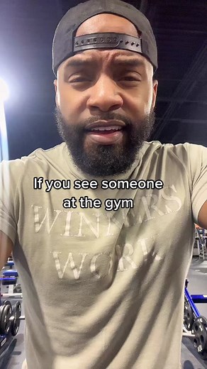 Gym Etiquette: Working Out Without Headphones