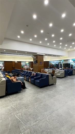 797K views · 3.4K reactions | Free Executive AC Lounge at Chennai Central Railway station with FREE FOOD ❤️ | 200Journeys | Facebook