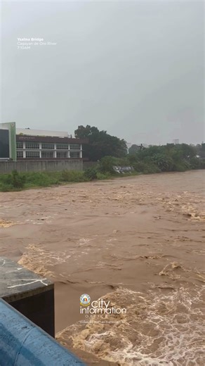 [TS BASYANG UPDATES] As of 7:10AM, the Cagayan de Oro River is experiencing an increase in water level due to continuous heavy rains from Tropical Storm Basyang. Residents in low-lying and riverside barangays are advised to stay alert and follow official advisories. PLEASE STAY UPDATED for further announcements and safety notices from CDRRMD - Oro Rescue and Cagayan de Oro City Information Office. (CIO/Video by Nathan Galleros) #TSBasyangCDO #BasyangPH | Cagayan de Oro City Information Office