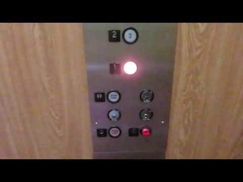 Amtech Reliable Hydraulic Elevator At 22148 Sherman Way (With alpalJL)