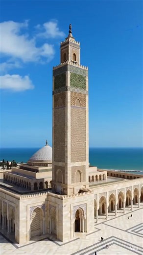Beauty of Morocco you can’t miss 🇲🇦 جنة على الأرض – Hassan II Mosque 💖