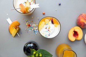 Creamsicle Punch Cocktail Recipe (Schlammbowle)