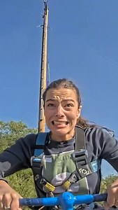 Mantas Bertulis on Instagram: "Iš šio video galima sužinoti kelis dalykus: @antanasjfit nemėgsta nešioti triusikų, aš nesuprantu kada @ugne_z juokauja, kada ne. Ir dar – nuo baimės iki euforijos tik vienas žingsnis 😀 #kitokiostrobos"