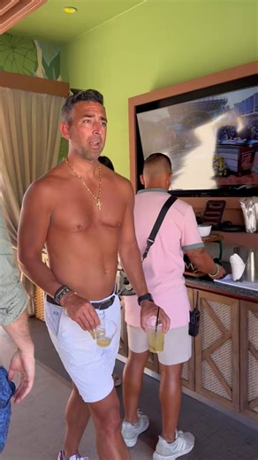 The day is young and Dante and Connor are ready for the night ahead