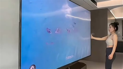 观影如临现场！TCL电视官方自营，品质之选。搭载QLED量子点技术，色彩真实细腻，搭配MEMC运动补偿，画面流畅不拖影，客厅秒变家庭影院，畅享沉浸式视听盛宴。