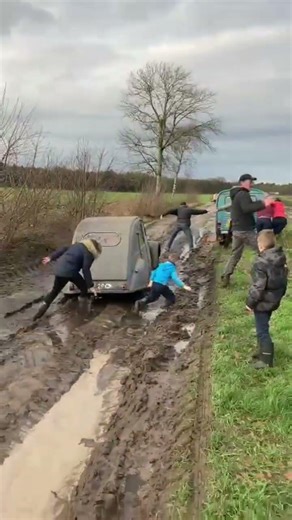 offroad 2cv 1954 😄😄 no ducks are harmed #oldtimer #automobile #offroad #citroen #classiccar #2cv