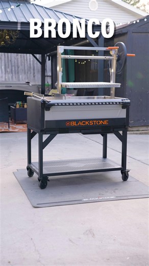 Meet the new Blackstone Bronco Open Flame Grill 🔥 The spacious 22" x 17" cooking surface provides ample room to prepare multiple dishes and cook for a crowd with ease. The built-in brasero converts logs into hot coals, creating steady heat and authentic smoky flavor throughout the cook. A locking crank wheel allows precise grill height adjustments and securely holds the grate in place for better heat control. Built for shared experiences, this grill makes it easy to cook together, connect, and 