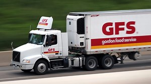 Why Do Commercial Trucks Have Convex And Concave Wheels? - Jalopnik