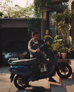 254K views · 11 reactions | The new VIDA VX2 comes with removable batteries that can be charged anytime, anywhere. Just remove, plug, and charge. | Vida World | Facebook