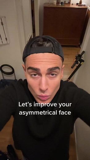 Symmetrical Haircut Technique for Curly Hair