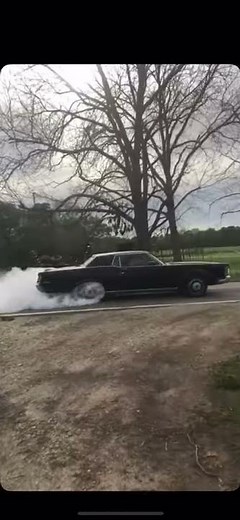 1971 Lincoln mark iii peels out