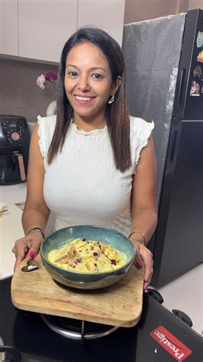 Ekta Gupta on Instagram: "Custard bread Pudding, quick and easy desert, make in just 10 minute. Do try this recipe. You gonna love it..#dessert #breadcustardpudding #eks_4ever"
