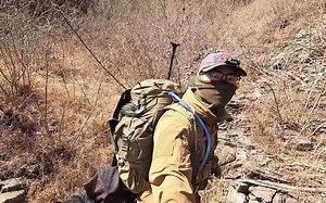 记录美好生活--带着宠物徒步露营