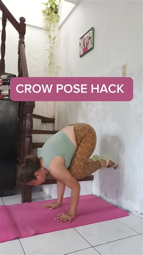 The crow pose strengthens arms, wrists, and core muscles while improving balance and concentration. If crow pose seems scary, try this simple trick to build confidence. #letletyoga #yoga #YogaJourney #crowpose #fitness #fitmom #musicnotminenocopyrightinfrigementintended | Letlet Yoga