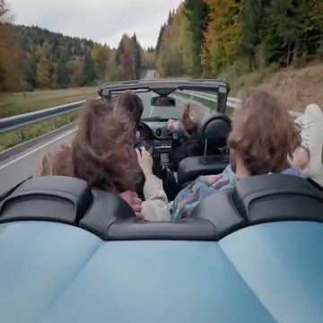 El auto para ese roadtrip que tanto deseas, #ConAmex y RentalCars.com puedes encontrarlo. Simplemente ve con tus amigos a una aventura estas vacaciones. Los Tarjetahabientes American Express elegibles obtienen hasta un 10% de descuento en el valor de la reserva de un coche de alquiler en Rentalcars.com usando el siguiente enlace con el código de promoción: PROMOAMEX10. Conoce más información, Términos y Condiciones en https://experiences.global/ | American Express