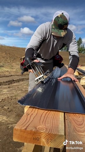 Installing Standing Seam Metal Roof: Step-by-Step Guide