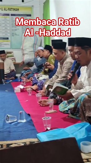 Reciting Ratib Al-Haddad
