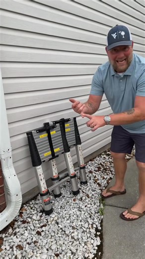 3 seconds to unlock the 3 big counter-intuitive operation  鱗 independent carabiner locking, 200 pounds to step on the steady as a nail  contraction of the half-meter-long, closet / trunk casually stuffed 禮 widened non-slip pedal, long standing does not get tired ✅3 year warranty + free delivery nationwide + quality package return and replacement!  Decoration team / bao moms / ️ camping party quick grab! | Tina-HH | Facebook