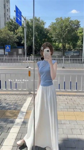 Flower-Viewing Fashion for Early Spring