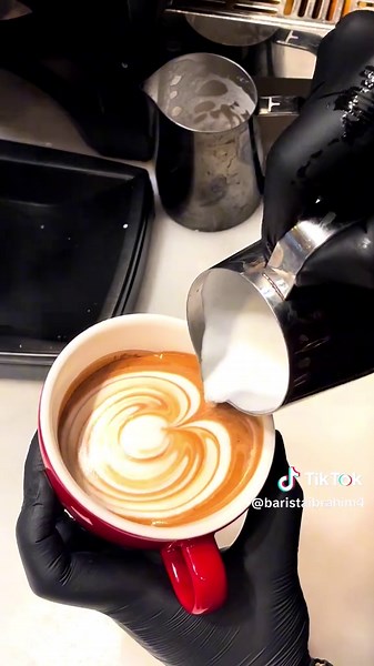 15 Line Stack Tulip #Viral #latteart #cafe #fouryou #tiktok #barista #speciltycoffee #foryourpage