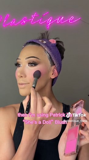 Mastering the Plastique Tiara Makeup Look: The Perfect Blush Routine