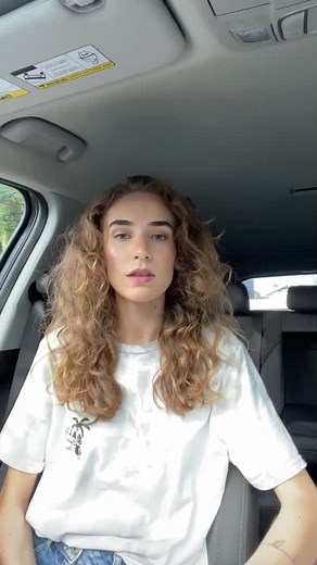 it seriously smells so good!!!! #arianagrande #thankunext #thankunextperfume #perfumetok #perfume #perfumetiktok #fragrance #rec #giveaway #fyp #foru