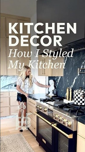 🖤 Watch the Full Kitchen Decor Tour