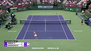MATCH POINT: M. Vondrousova def. O. Jabeur; Indian Wells 3R