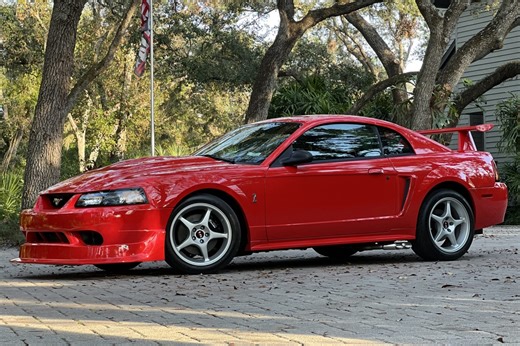 18-Mile 2000 Ford Mustang SVT Cobra R