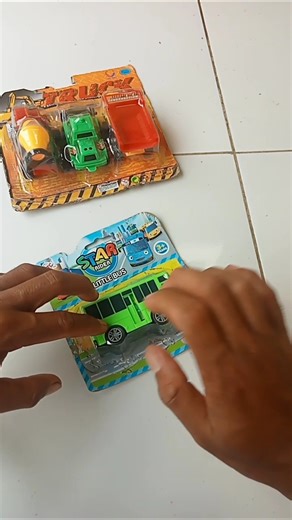 ASMR Unboxing and testing/review Rogi the little bus tayo #asmr #unboxingtoys #toys #tayolittlebus