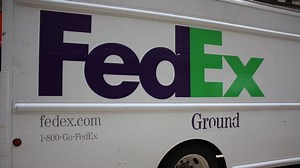 FedEx hiring 200 package handlers for new distribution center in Portage