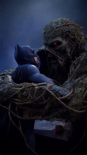 S1:E5: Short - Batman and Swamp Thing Scuffle Over The Green #batman #swampthing #poisonivy #acbbnes