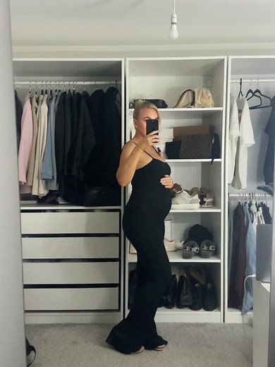 Embracing it 🤰🏼 #pregnancy #pregnancyjourney #pregnantbelly