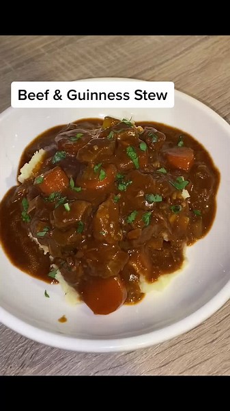 Hearty Beef & Guinness Stew Recipe