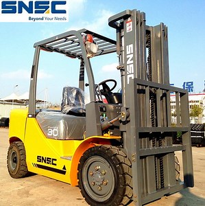 [Hot Item] 3ton 3stage 4.5m Mast Soild Tyre Isuzu Engine Diesel Forklift to Philippines