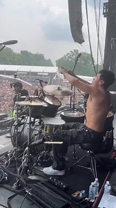 1.6M views · 31K reactions | #rock #drumming #music #lessons #drumlife #drummer #drumset #drums #drumlessons #drummerlife | Drums Passion | Facebook