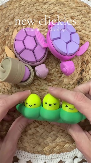Peas in a Pod Clicky Fidget Toy — New 3D Printed Clickies
