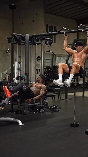 Partner Stack Sequence (Save & Share) - Tag your workout partner in the comments if you got this. - 🎥: @rfmediasolutions Gym: @globalfitnessstudio - #fitness #challenge #workout #abs | darienj4