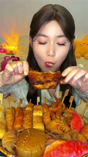This Chicken is HUGE 😱 Would You Eat This? #mukbang #foodchallenge #asmrfood #bigfood #spicychicken