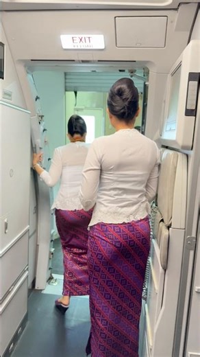 Ready for take off!! Cabin crew close door!!