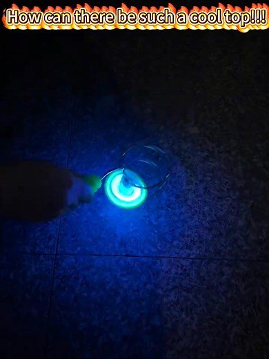 🪀 Magic Track Top, compact and portable, play anytime, anywhere! 1️⃣ A variety of styles, each with its own unique charm and fun. 2️⃣ Magnetic attraction ensures it won't fall off during rotation, making it safe to play with. 3️⃣ Comfortable handle, smooth and burr-free, with a delicate feel. | Tearuo